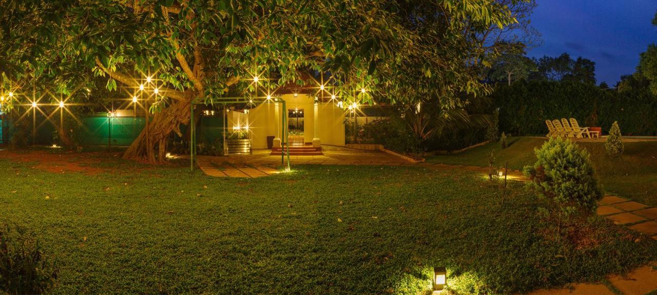 Cyrus Resort Alappuzha Exterior foto