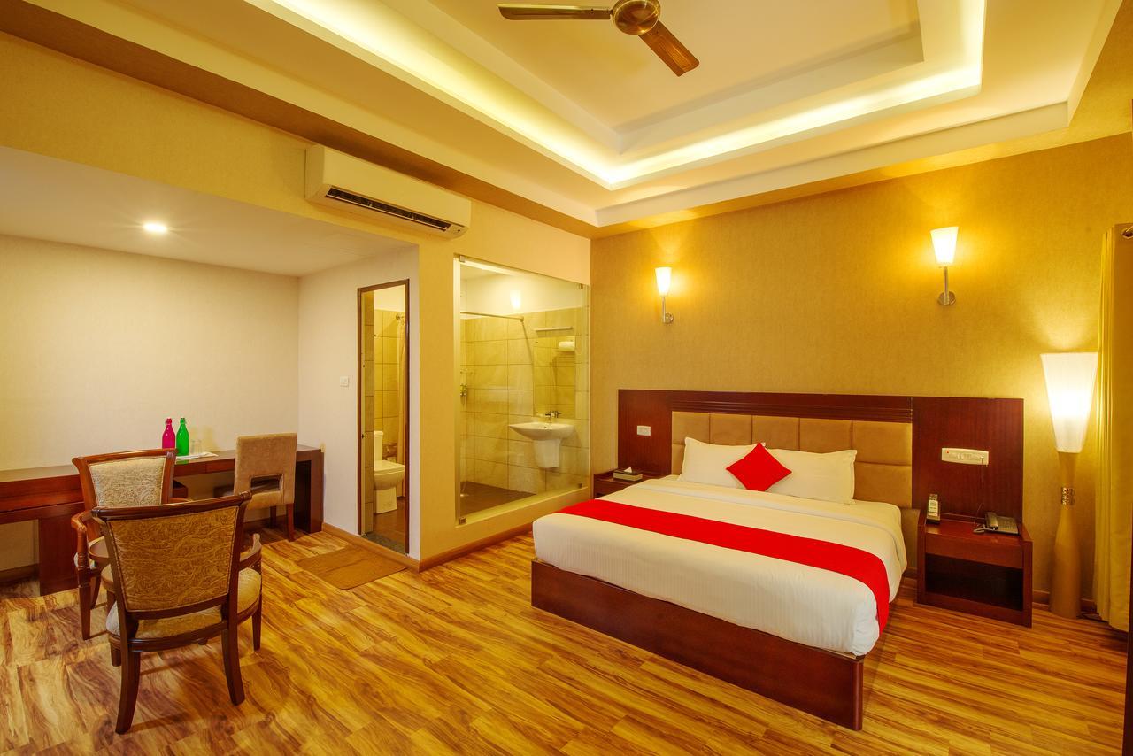 Cyrus Resort Alappuzha Exterior foto