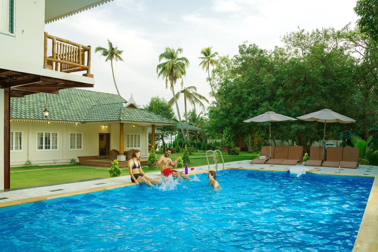 Cyrus Resort Alappuzha Exterior foto
